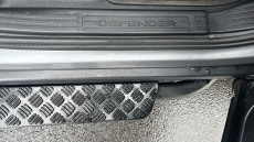 Land Rover Defender 2.0 D240 SE 110 5dr Auto Diesel Estate